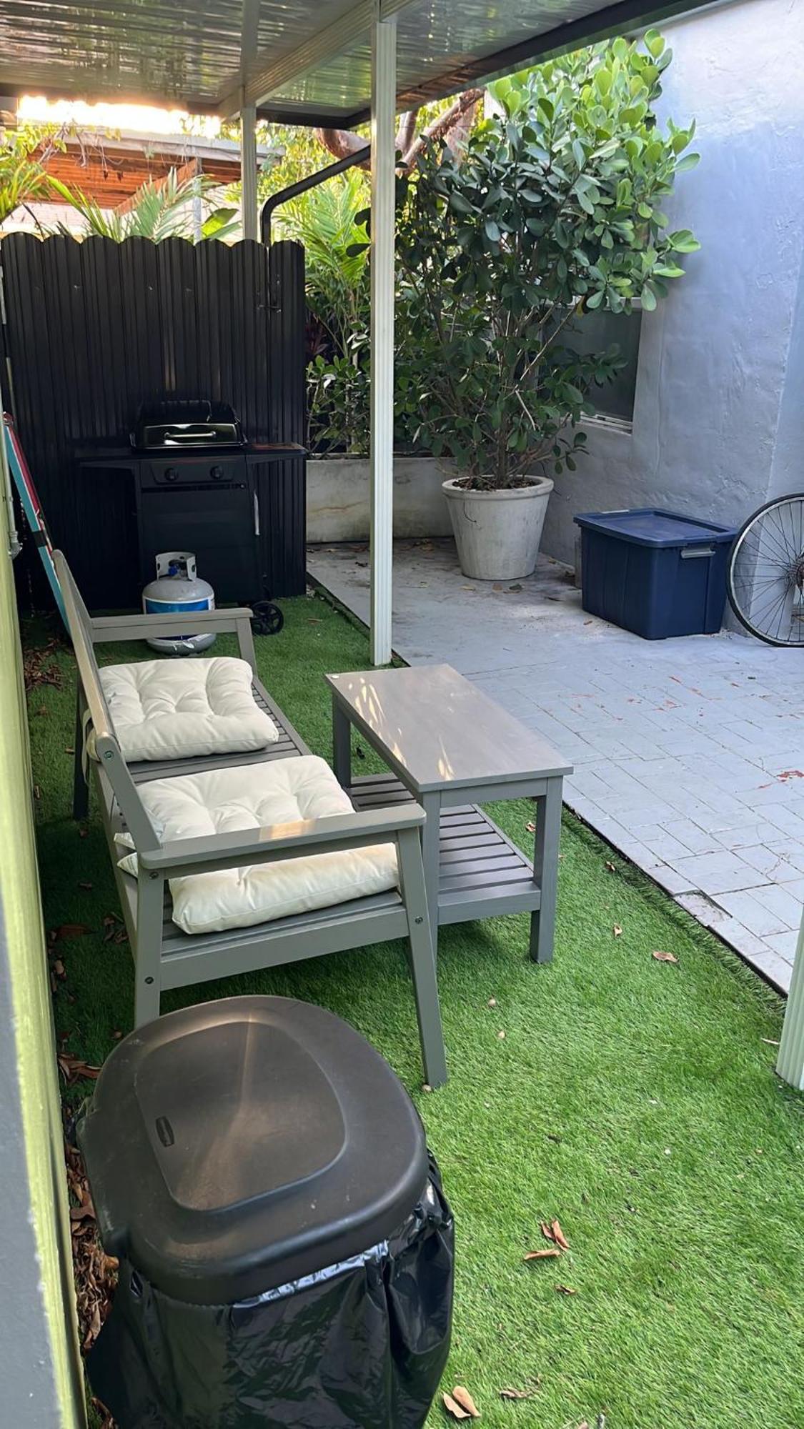 Beautiful, Fully Furnished 4Bed 2Bath House - 5 Minute Walk To Miracle Mile Downtown Coral Gables Villa Miami Exterior photo
